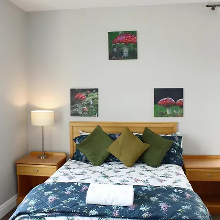 En-suite Double In A Lantställe